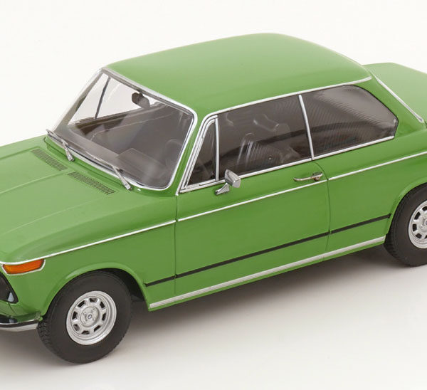 BMW 1502 1974 (2.Serie) Groen 1-18 KK-Scale (Metaal)