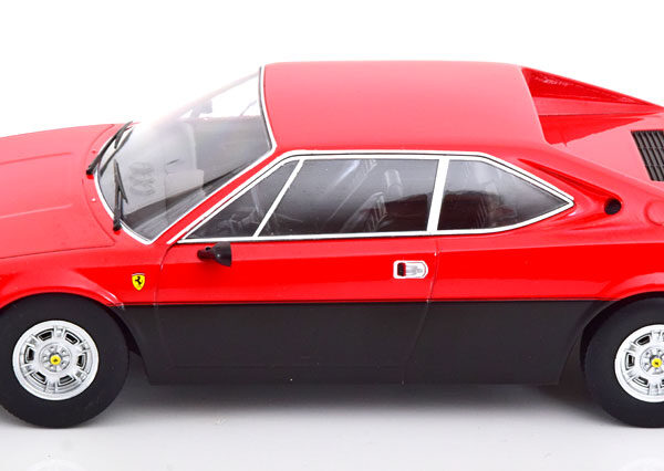 Ferrari 208 GT4 1975 Rood / Matzwart 1-18 KK-Scale (Metaal)