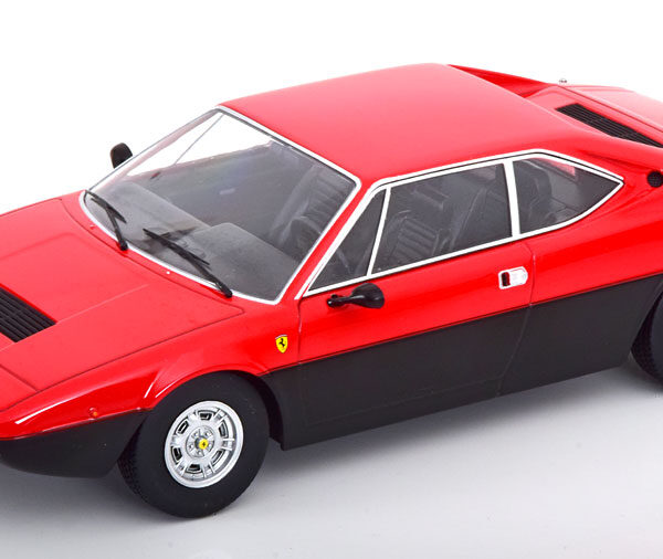 Ferrari 208 GT4 1975 Rood / Matzwart 1-18 KK-Scale (Metaal)