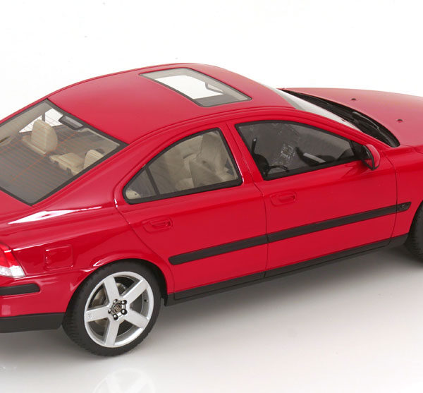 Volvo S60 R 2003 Rood 1-18 DNA Collectibles (Resin)