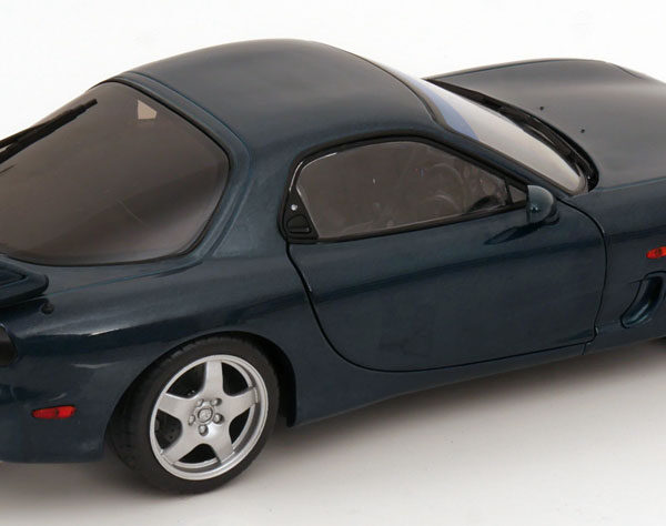 Mazda RX-7 Type RS (FD35) RHD 1994 Montego Blauw Mica 1-18 Solido