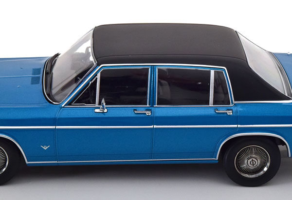 Opel Diplomat V8 1969 Blauw Metallic / Zwart 1-18 Norev Limited 1000 Pieces