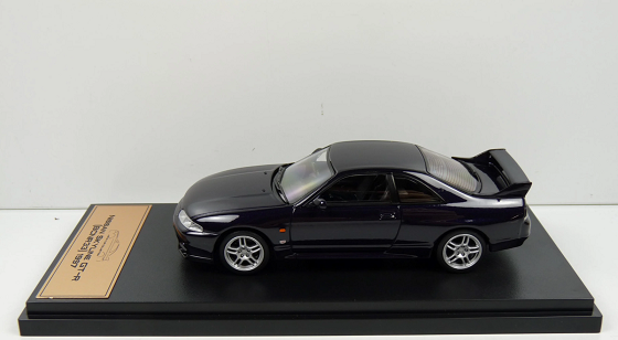 Nissan Skyline GT-R R33 (BCNR33) 1997 Zwart 1-43 Altaya Premium Japans Collection