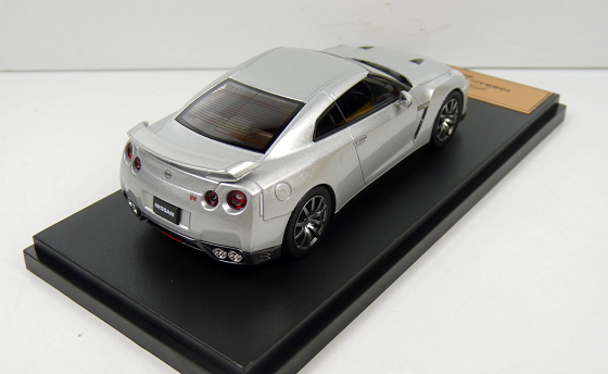 Nissan GT-R (R35) 2012 Zilver 1-43 Altaya Premium Japans