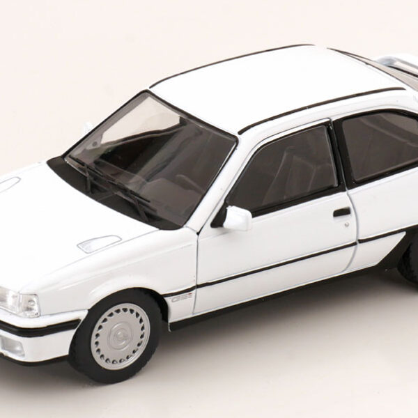 Opel Kadett E GSI 1985 Wit 1-24 Whitebox