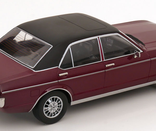 Ford Granada MK I 1975 Donkerrood Metallic / Mat Zwart 1-18 MCG Models