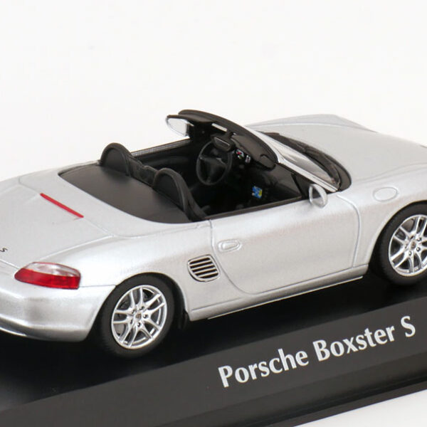 Porsche Boxter S 2002 Zilver 1-43 Maxichamps