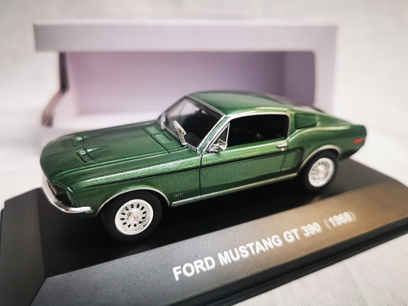 Ford Mustang GT 390 1968 Groen 1-43 Ixo Models ( made for the Mustang Garage )