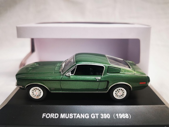 Ford Mustang GT 390 1968 Groen 1-43 Ixo Models ( made for the Mustang Garage )