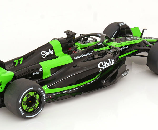 Kick Sauber F1 Team C44 Showcar Version 2024 1:18 Solido