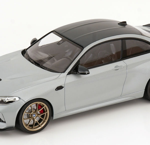 BMW M2 CS (F87) 2020 Lichtgrijs / Carbon 1-18 Minichamps