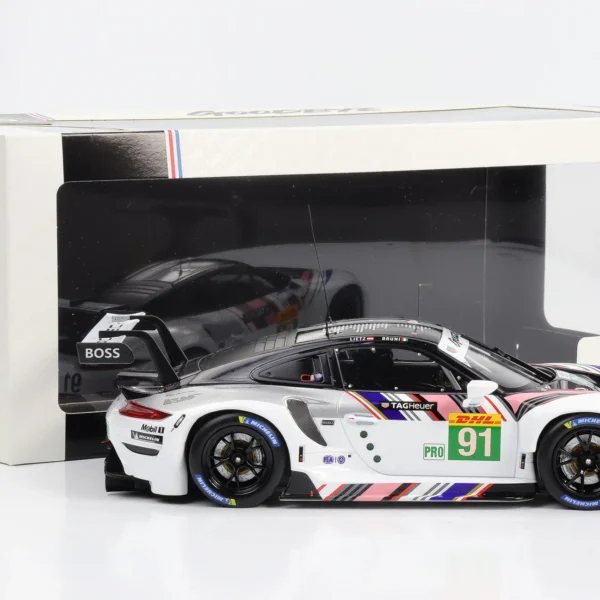 Porsche 911 RSR #91 WEC Last Race 8th Bahrain 2022 Gianmaria Bruni, Richard Lietz 1:18 Ixo Models