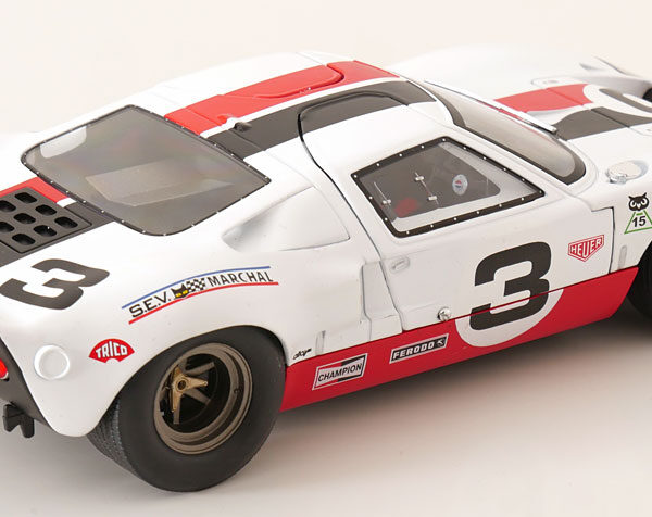 Ford GT40 MK1 Racing #3 Eric Dean 1-18 Solido