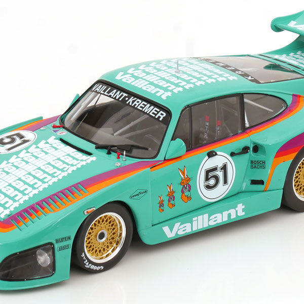 Porsche 935 K3 No.51, DRM 1977 "Vaillant" 1-18 Solido