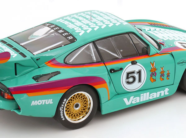 Porsche 935 K3 No.51, DRM 1977 "Vaillant" 1-18 Solido