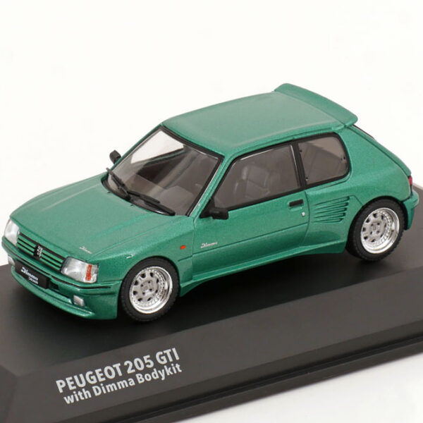 Peugeot 205 GTI "met Dimma Bodykit" Groen Metallic 1-43 Solido