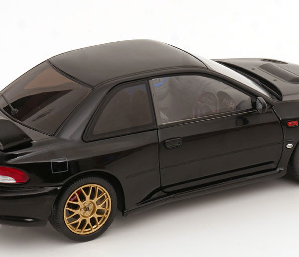 Subaru Impreza 22B 1998 Zwart 1-18 Solido