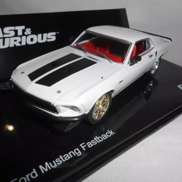 Ford Mustang Fastback “Fast & Furious” Wit / Zwart 1/43 Altaya Fast & Furious Collection