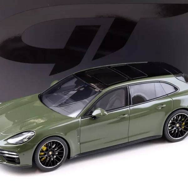 Porsche Panamera Turbo S Sport Turismo 2021 Nato Olive 1-18 GT Spirit (Resin)