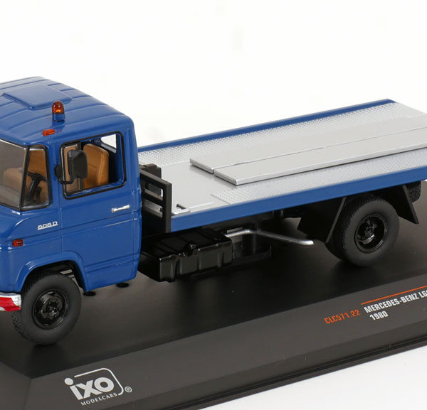 Mercedes-Benz L608 D Oprijwagen 1980 Blauw 1-43 Ixo Models