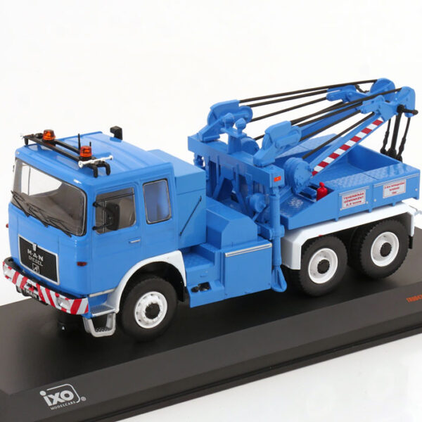 M.A.N. R8 Truck Service 1982 Blauw 1-43 Ixo Models