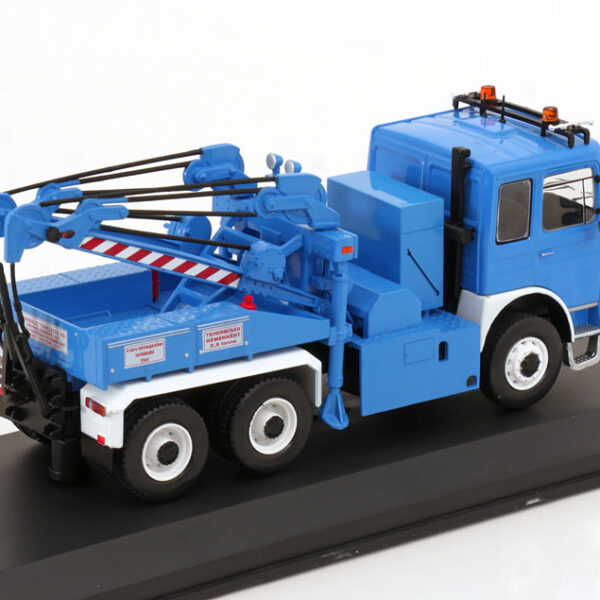 M.A.N. R8 Truck Service 1982 Blauw 1-43 Ixo Models