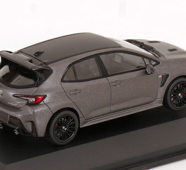 Toyota GR Corolla 2023 "Circuit Edition" Mat Grijs / Mat Zwart 1-43 Solido