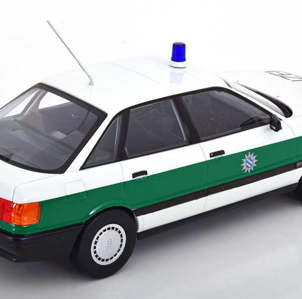 Audi 80 (B3) Limousine 1989 "Polizei" Groen / Wit 1-18 Triple 9 Collection