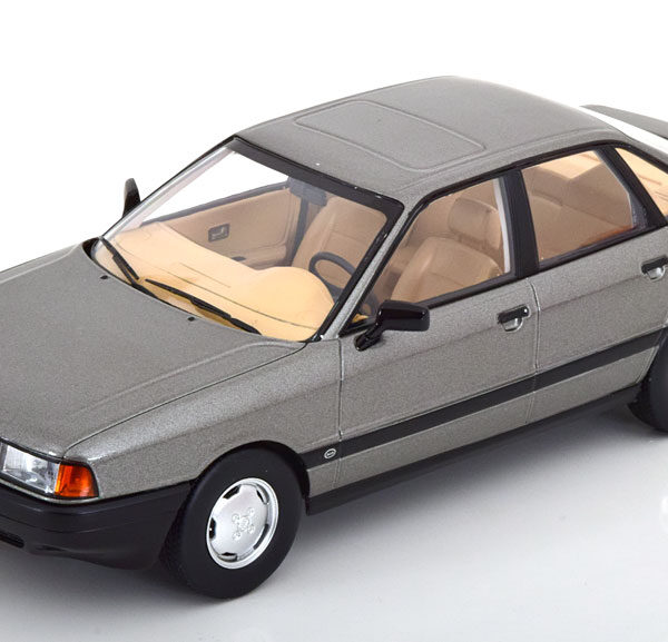 Audi 80 (B3) Limousine 1989 Grijs Metallic 1-18 Triple 9 Collection