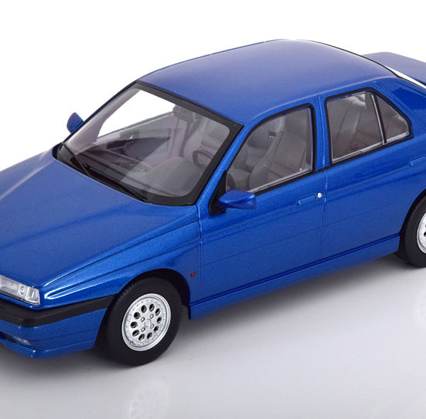 Alfa Romeo 155 1996 Blauw 1-18 Triple 9 Collection