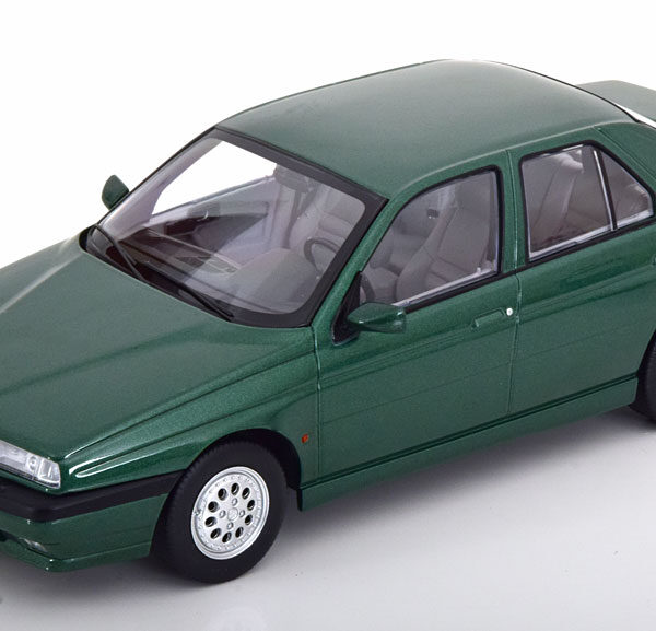 Alfa Romeo 155 1996 Groen 1-18 Triple 9 Collection