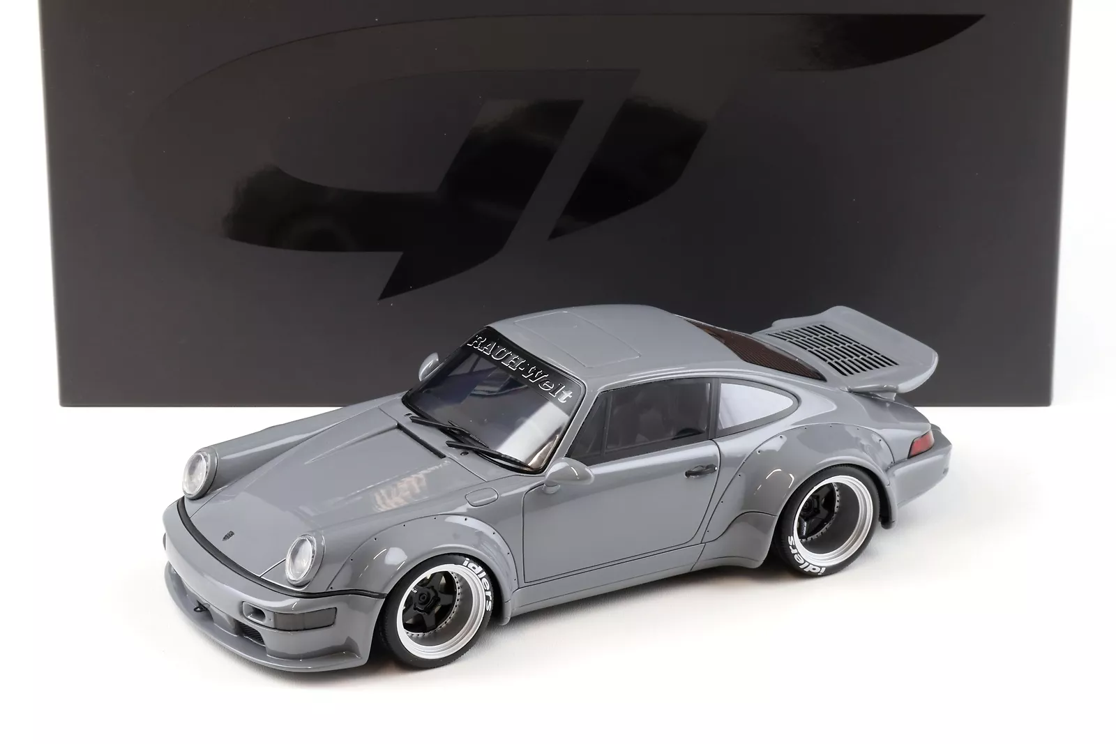 Porsche 911 RWB "Rauh-Welt" 2015 Jonsibal Nardo Grey 1-18 GT Spirit (Resin)
