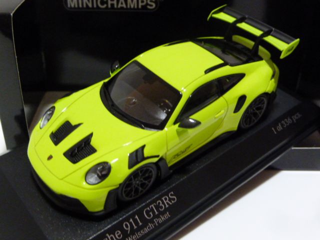 Porsche 911 (992) GT3 RS 2023 Acid Groen / Zwarte Velgen 1-43