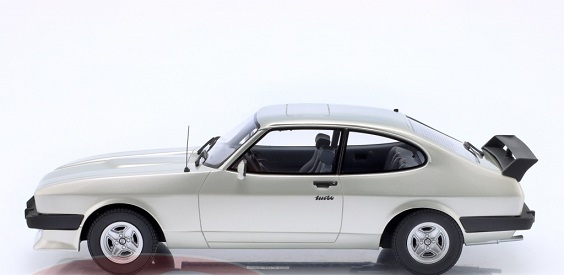 Ford Capri 2.8 Turbo 1981 Zilver Metallic 1:18 Cult Scale Models (Resin)