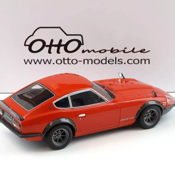 Nissan Fairlady 240 ZG 1972 Grand Prix Red 1-18 Ottomobile Limited 3000 Pieces (Resin)