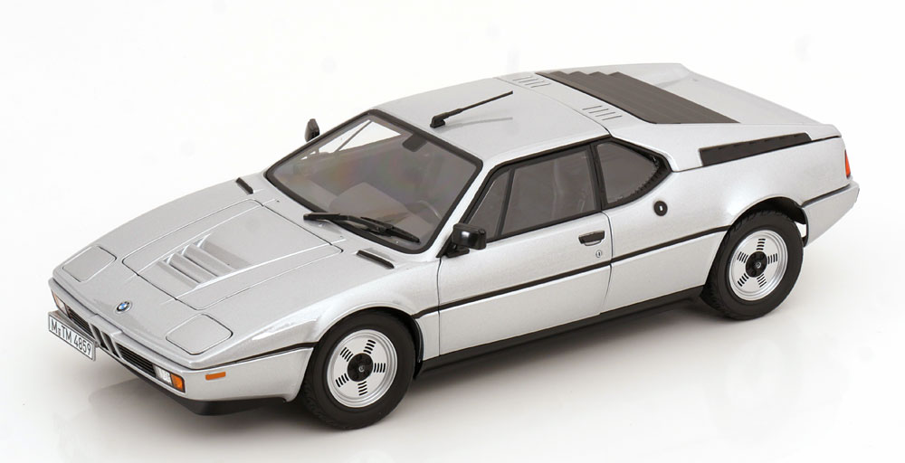 BMW M1 1980 Zilver 1-18 Norev