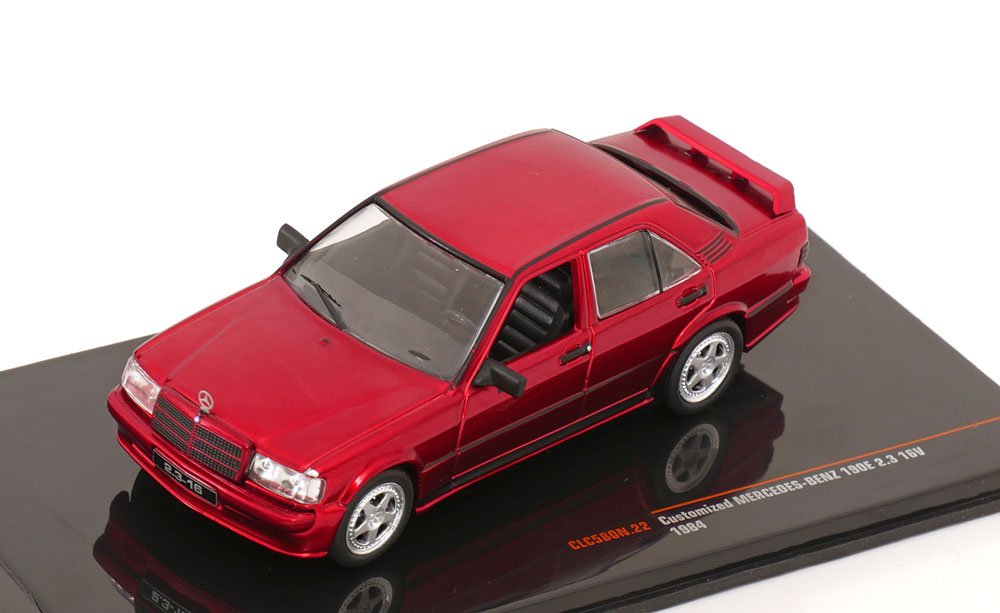 Mercedes-Benz 190E 2.3-16V 1984 "Custom" Rood Metallic 1-43 Ixo Models