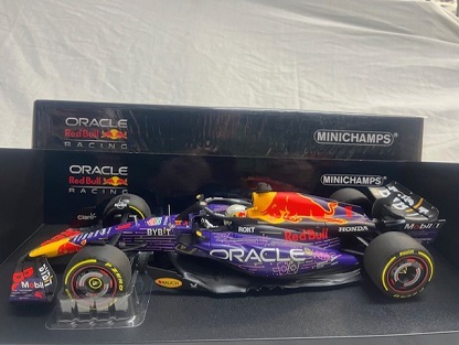 Oracle Red Bull Racing RB19 #1 Winner Las Vegas GP 2023 Max Verstappen 1-18 Minichamps Limited 390 Pieces