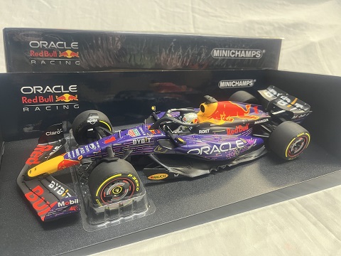 Oracle Red Bull Racing RB19 #1 Winner Las Vegas GP 2023 Max Verstappen 1-18 Minichamps Limited 390 Pieces