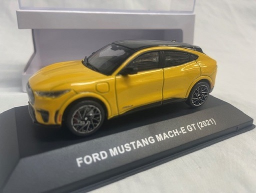 Ford Mustang Mach-E GT 2021 Geel 1-43 Ixo Models ( Made for the Mustang Garage )