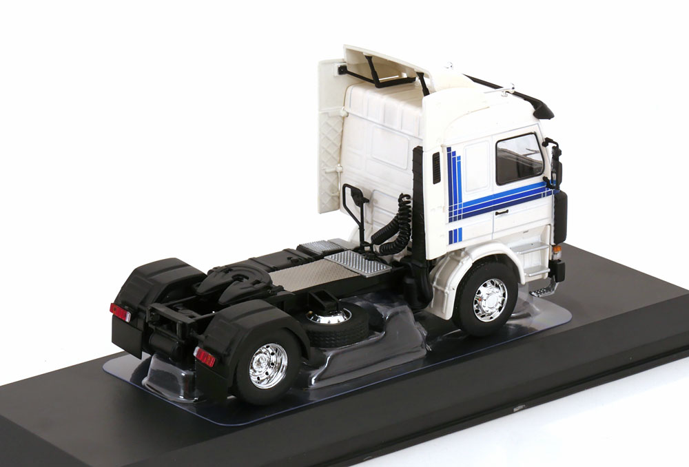 Scania 142 M 1987 Wit / Blauw 1-43 Ixo Models