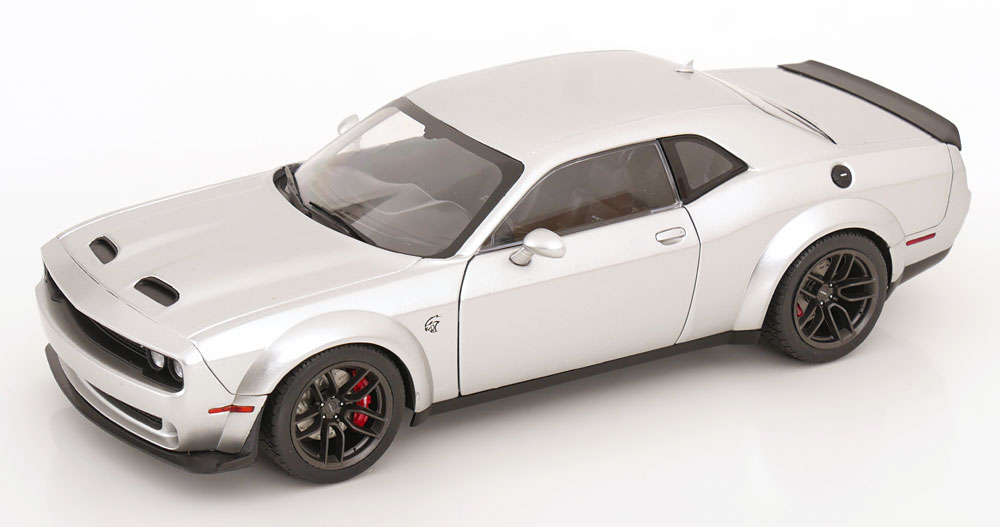 Dodge Challenger SRT Hellcat 2023 "Redeye Widebody" Zilver 1-18 Solido