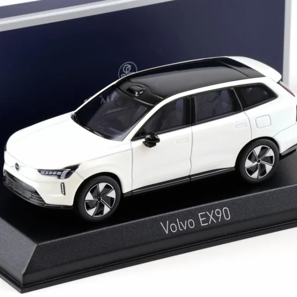 Volvo EX90 2024 Crystal White Pearl 1:43 Norev