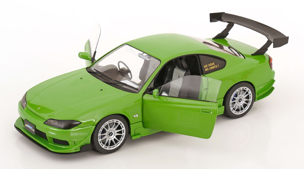 Nissan Silvia S15 Spec-R Aero 1999 Groen Metallic 1-18 Solido