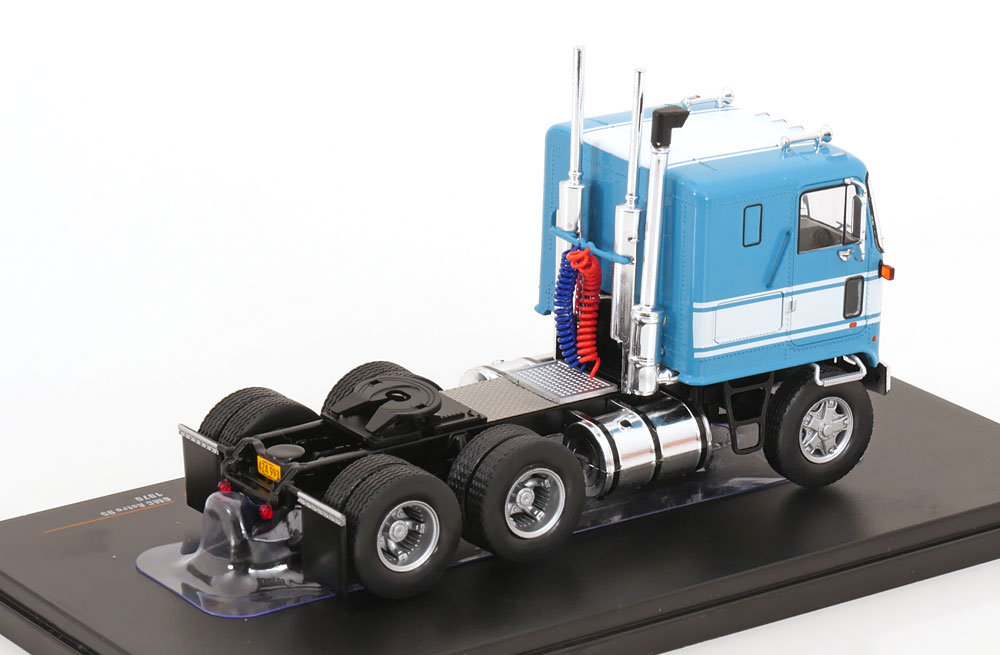 GMC Astro 95 1970 Blauw / Wit 1-43 Ixo Models