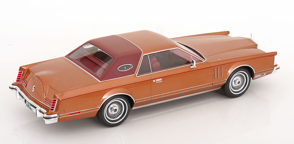 Lincoln Continental Mark V 1978 Koperbruin Metallic 1-18 MCG