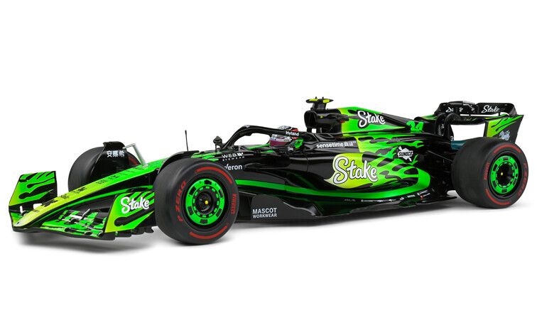 Kick Sauber C44 F1 #24 Las Vegas GP 2024 Zhou Guanyu 1-18 Solido