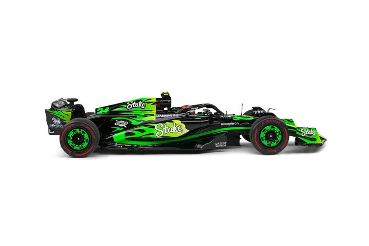 Kick Sauber C44 F1 #24 Las Vegas GP 2024 Zhou Guanyu 1-18 Solido