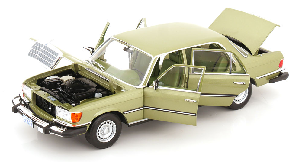 Mercedes-Benz 450 SEL 6.9 (W116) 1979 "J.R. Ewing, Dallas TV Series" Groen Metallic 1-18 Norev