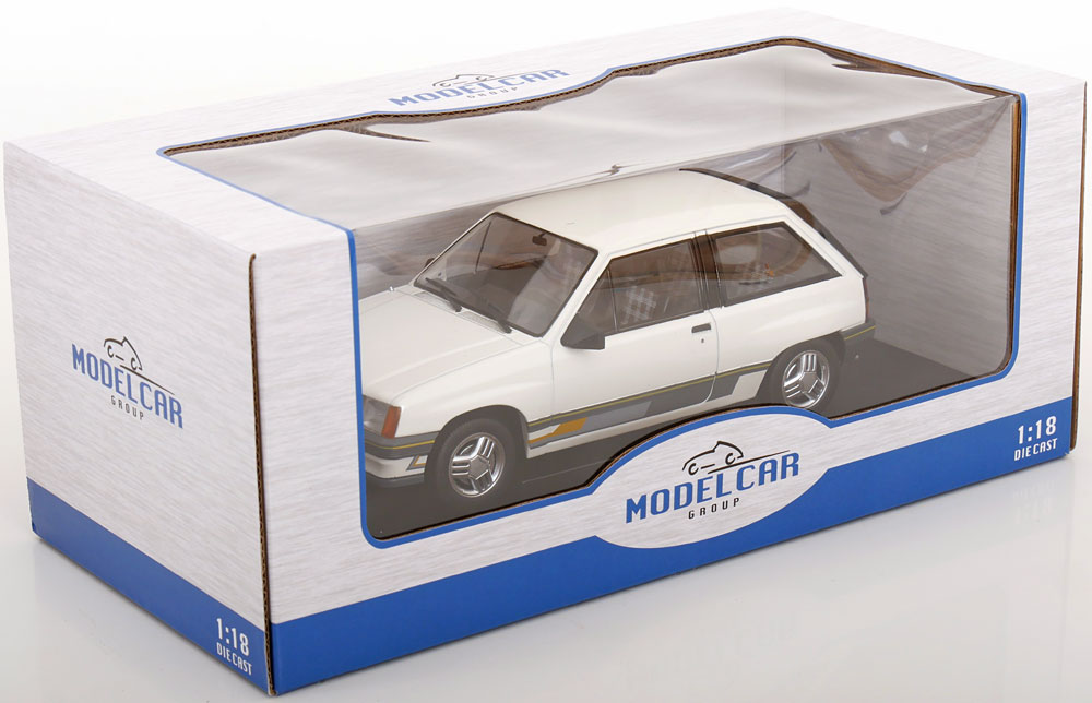 Opel Corsa A "Sprint" Wit 1-18 MCG Models